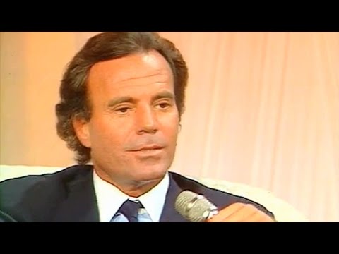 Dalida - Quelque part au soleil et entretien avec Julio Iglesias