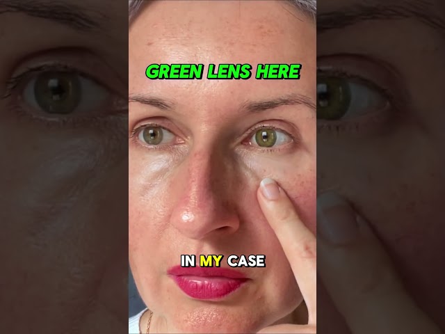 Vídeo relacionado con Air Optix Colors Gemstone Green Lentes de contacto de reemplazo mensual, Pack de 2, R 8.6 mm, D 14.2 mm, -2.5 Diopt