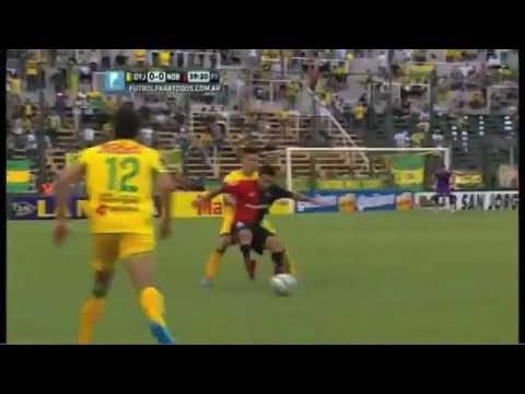 Ignacio Scocco (Newell’s)  beautiful nutmeg