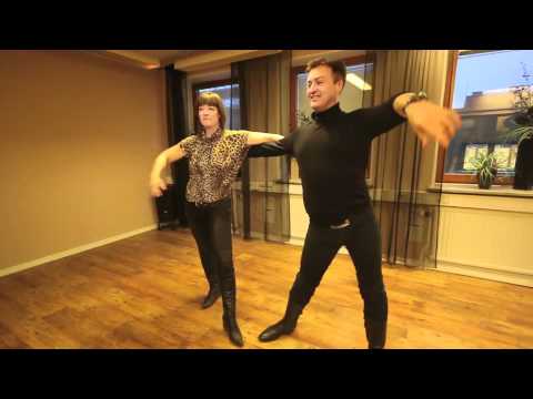 Tony Irving och Lola Svensson dansar