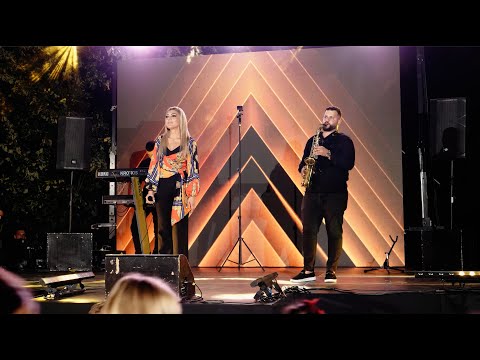 ALMA VELAJ - KONCERT LIVE VAU DEJES