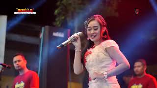 Download lagu ADELLA Live Malang Tulang Rusuk Cover Nurma KDI... mp3