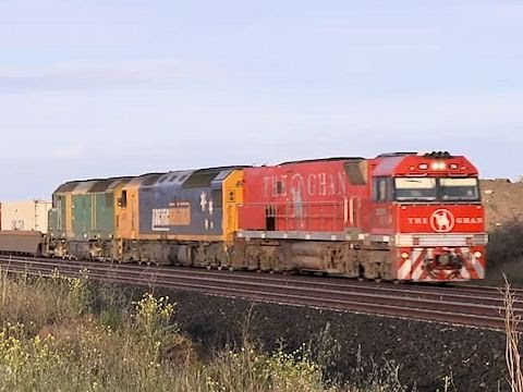 Long Freight Train between Geelong and Melbourne - Railroads and Trains in Australia