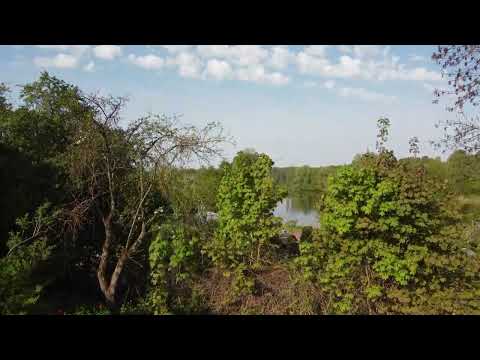 Lentvario sklypas su vaizdu į Lentvario dvaro pilį bei Graužio ežerą