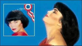Kadr z teledysku Ave Maria Norma tekst piosenki Mireille Mathieu