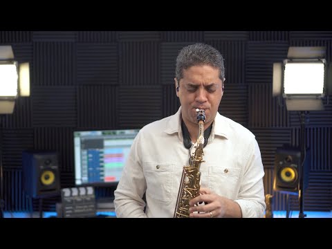 Draw Me Close To You (Perto Quero Estar) - Douglas Lira