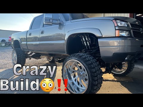 2006 Chevy 2500 Duramax Diesel|12in Cognito Fox Shock Lift| 26x14s Specialty Forged on 37" Glads