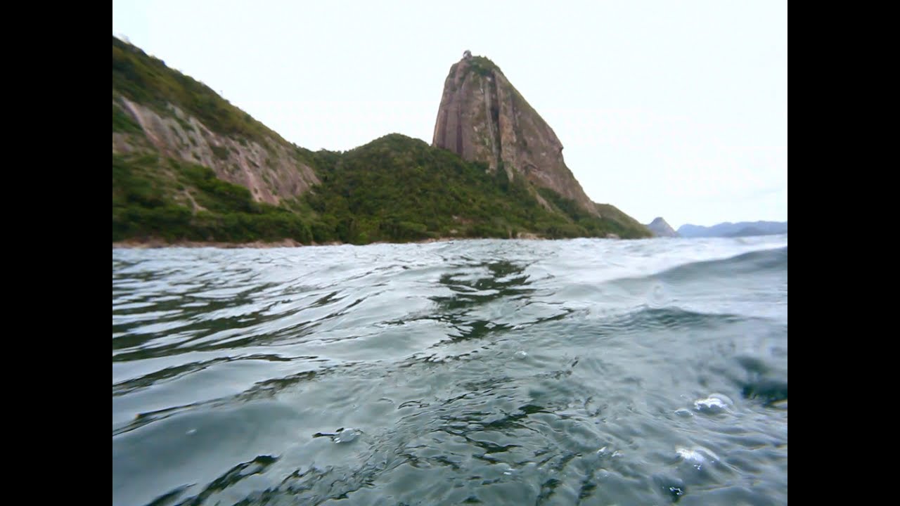 Concentração de plásticos nos oceanos é alarmante, dizem especialistas