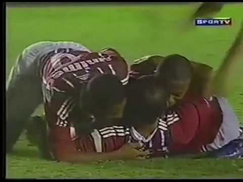 Romário (Fluminense) - 22/06/2003 - Fluminense 5x2 Guarani - 3 gols