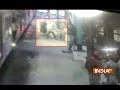 Man makes an unsuccessful attempt to loot cell phone from a person at Mumbai railway station