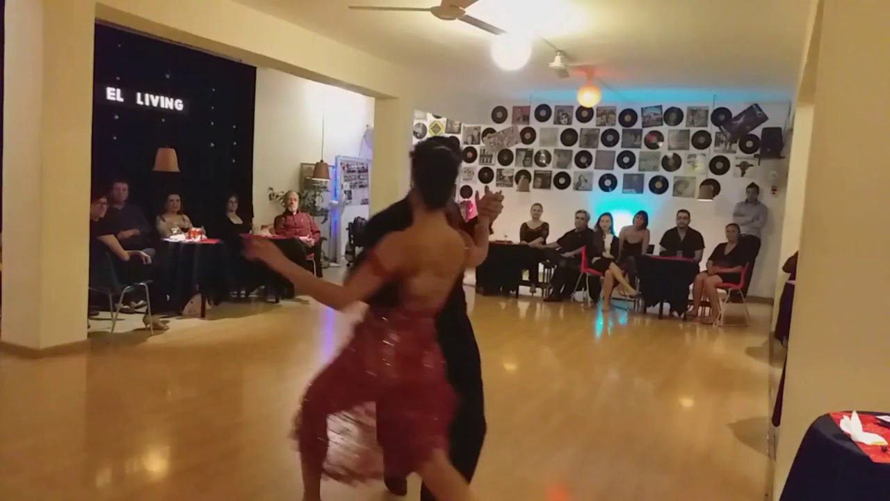 De Floreo Tango Bardo  - Amira Luna y Damián Roezgas