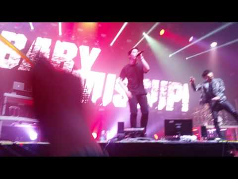 B.A.P - No Mercy [Fancam] LOE 2016 MOSCOW AWAKE!