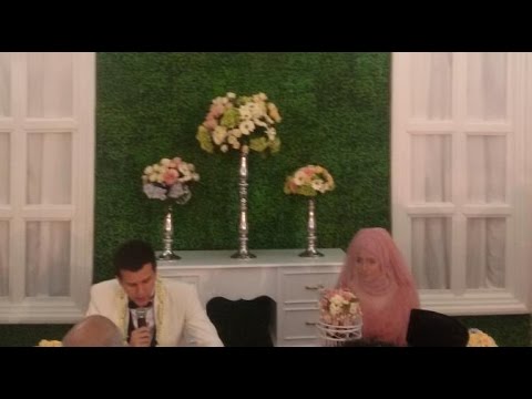 Pernikahan Sakral, Stuart Collin Resmi Jadi Suami Risty Tagor