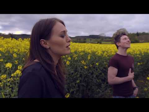 The City and Us - Dancing on my own - Acoustic (Robyn cover)