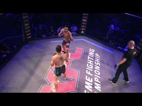 XFC Gladstone 1   Bout 11   James Vake vs Brandt Cogill