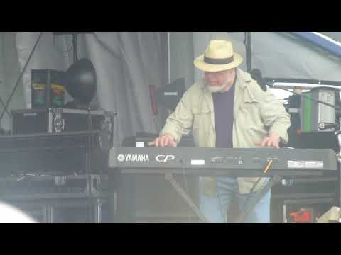 THE RADIATORS AT JAZZ FEST 2024. 2024-05-05 #4 KING EARL