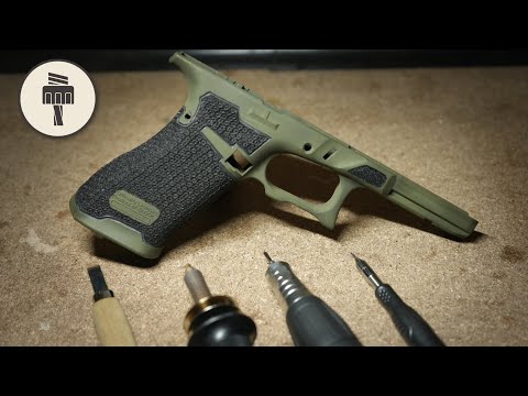Ein Glock-17-Frame (Airsoft) stippen und mit Cerakote beschichten
