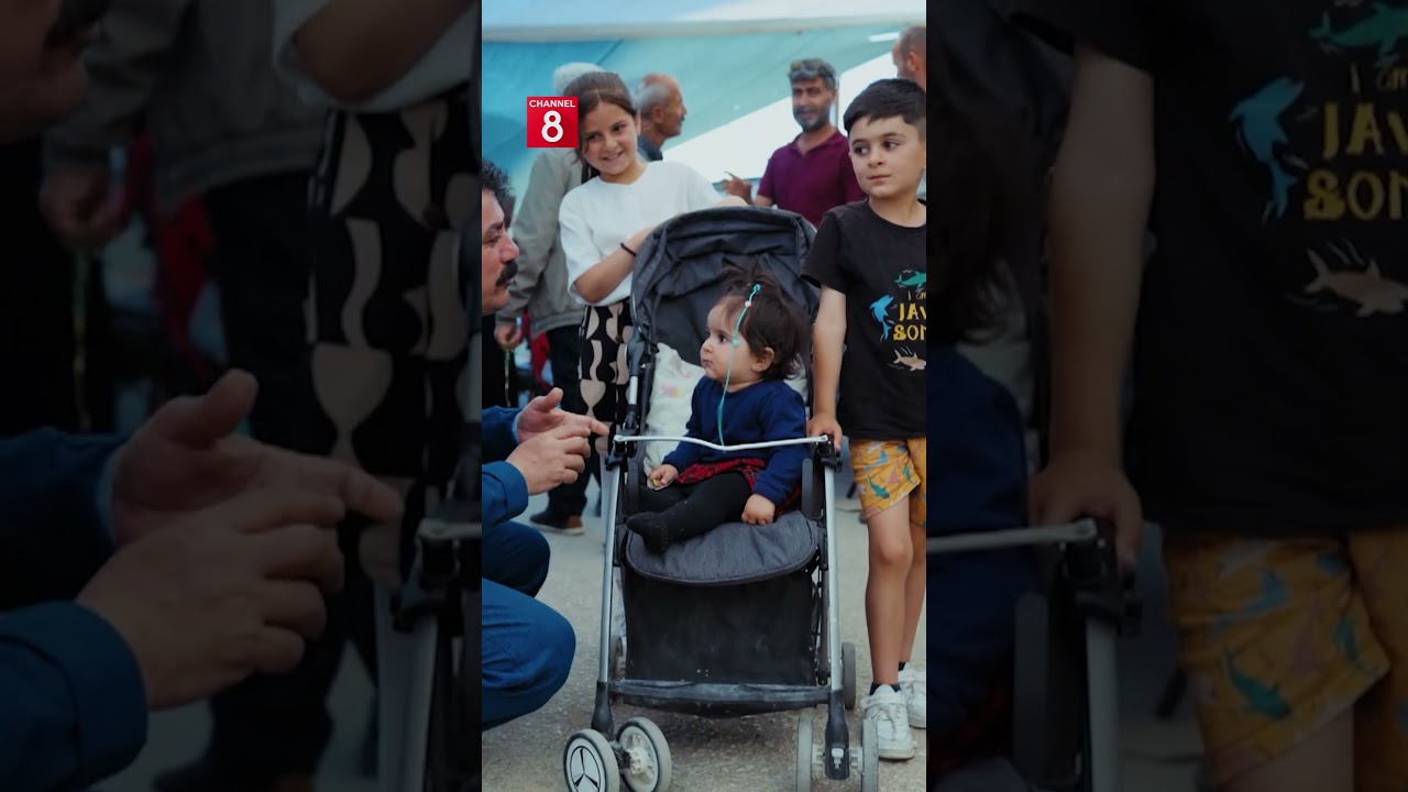 ڤیدیۆ | ئاکۆ سەنگاوی یاریی لەگەڵ ئەم منداڵە جوانەی وانی باکووری کوردستان دەکات