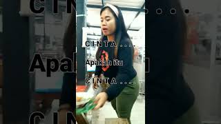 Download lagu APAKAH ITU CINTA mp3 Download lagu APAKAH ITU CINTA mp3