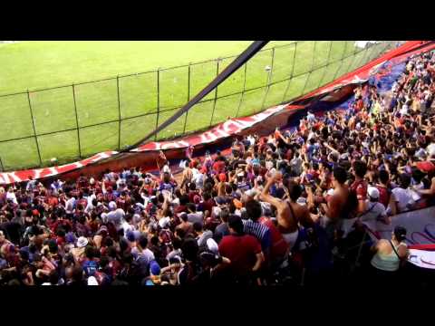 "De pendejo te sigo voy con Cerro siempre a todos lados (CERRO EN HD)" Barra: La Plaza y Comando • Club: Cerro Porteño