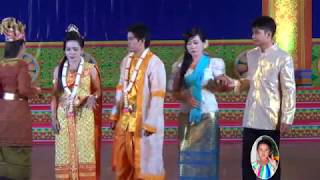 preview picture of video 'TP Hoi dien nghe thuat va trinh dien trang phuc dan toc Khmer Soc Trang 2014 -សំដែងសំលៀកបំពាក់ខ្មែរ'