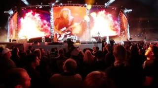 Metallica - Moth Into Flame (VR from Snake Pit)