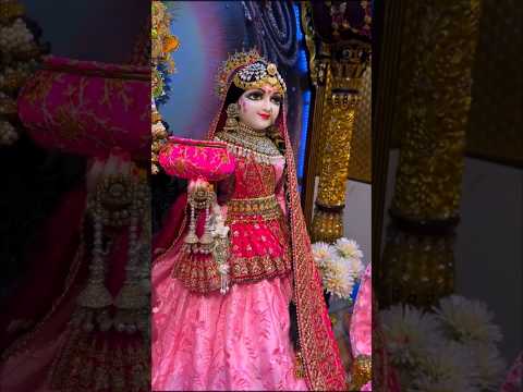 Kitne sundar nain tumhare🦚❤ || Radha Rani Status Video ❤🙏 || #radha #radharani #shorts #status