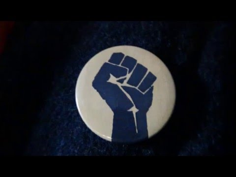 Група "Ревю" посвети последната си песен на протестите