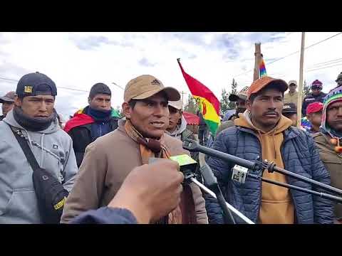 POBLADORES DE CHAYANTA, POTOSÍ, LLEGARON A LA CIUDAD DE EL ALTO PARA SUMARSE A LOS BLOQUEOS