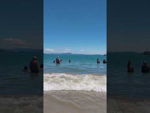 Cachoeira do Bom Jesus. #praia #santacatarinabrasil #beach #ferias