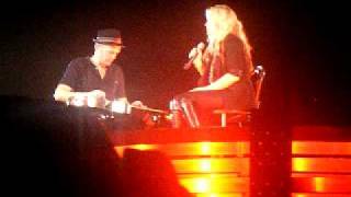 Anouk - Faith in my Moon en I Spy, live @ Sportpaleis 23-11-2009