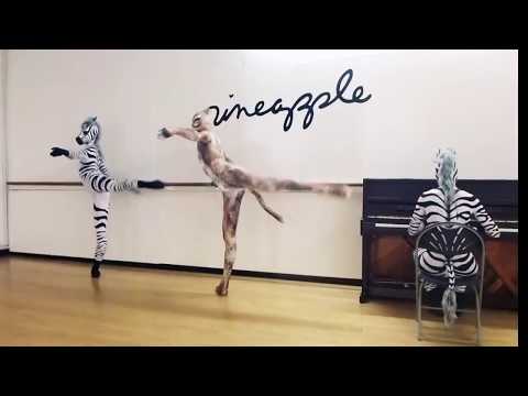 Ballet lesson with Humanimals - 6