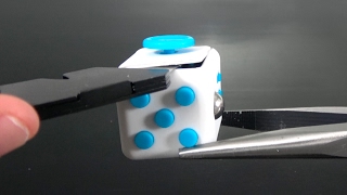 What's inside a Fidget Cube?