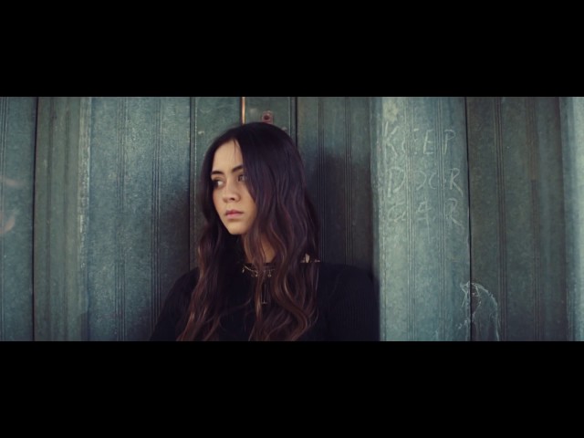 Jasmine Thompson – Old Friends (Remix Stems)