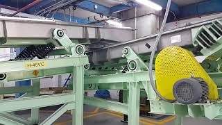 VIBRATING CONVEYOR BY ADVANCE SYNDICATE