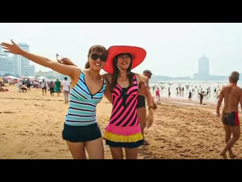 , title : 'Les folles vacances des Chinois | Documentaire'