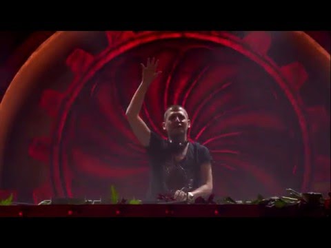 Dimitri Vegas & Like Mike @ Tomorrowland 2014 Latch vs Smash