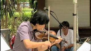 Jake Shimabukuro & Iggy Jang 5 Dollars Unleaded