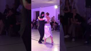 Rino Fraina y Graziella Pulvirenti - "Qué Es Lo Que Tiene la Bahaiana?" - Orquesta Francisco Canaro