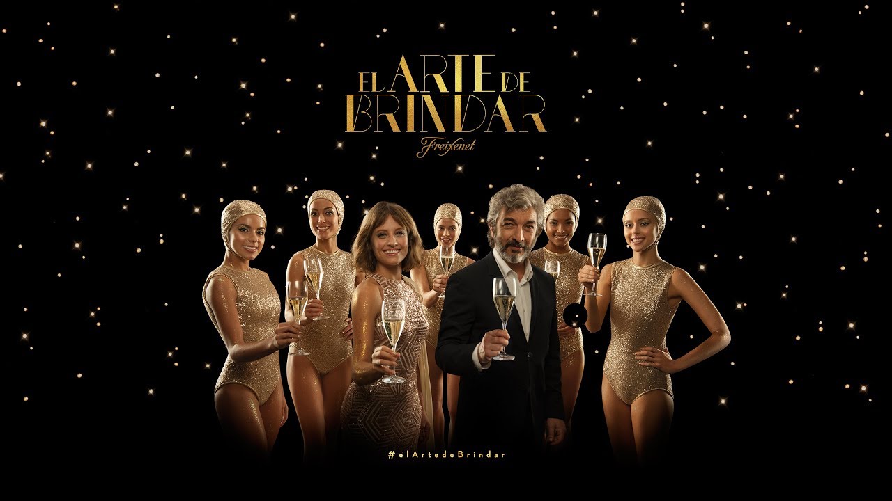 Freixenet enseña el arte de brindar en esta Navidad