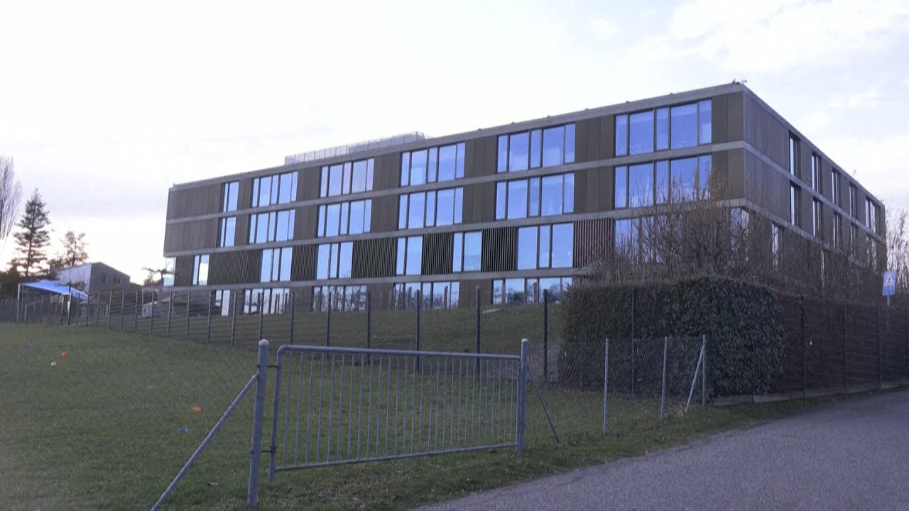 صورة بعنوان: Youtube Image