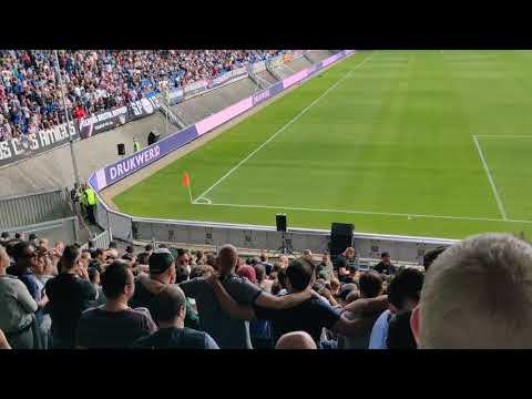 Willem II - Feyenoord: Opkomst (Bella Ciao)
