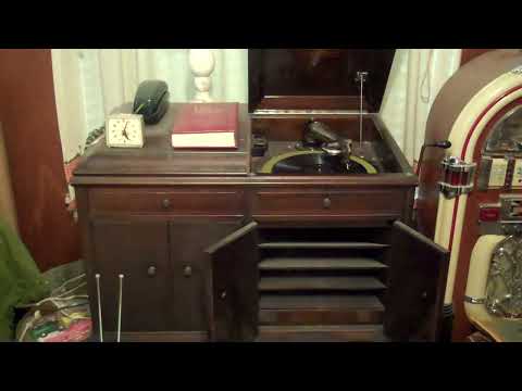 BENSON ORCH. DON BESTOR - NOBODY KNOWS BUT MY PILLOW AND ME - ROARING 20's VICTROLA 215