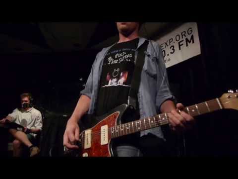 METZ - Knife In The Water (Live on KEXP)