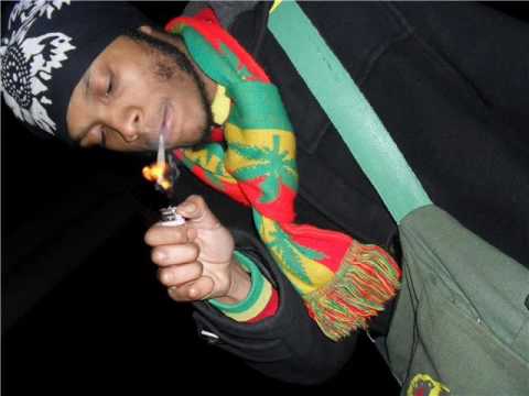 Dit Niveau-H3atcliff ft CrazyAnti(prod.by ContraVerze)quik studio sessie