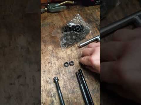 Speedmaster  VS ARP Head studs