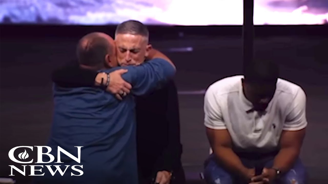 Cussing Homeless Man Stops Pastor Mid-Sermon, Then Something Powerful Happens