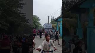 Download lagu MSM Asyrof AFA Wisata di perumahan mutiara - cibarusah, #huntingbus #asyrof #basuri mp3 Download lagu MSM Asyrof AFA Wisata di perumahan mutiara - cibarusah, #huntingbus #asyrof #basuri mp3