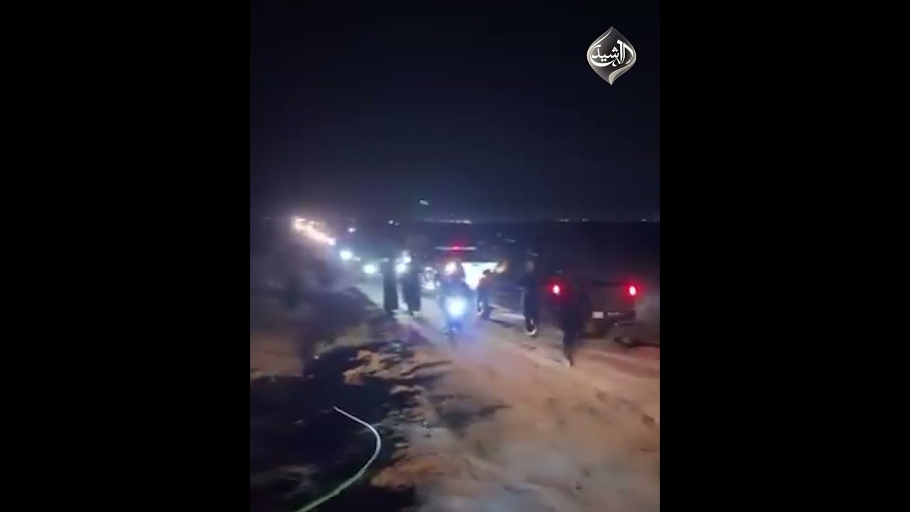 فيديو | بعد أنباء عن هبوطه بالمظلة.. أهالي البصرة يبحثون عن طيار سقطت طائرته