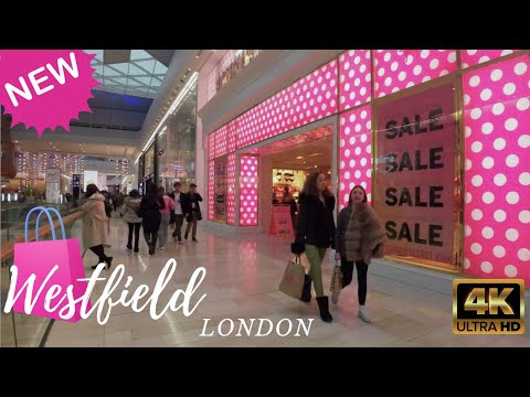Caminhando no WESTFIELD SHOPPING CENTER / Londres, Reino Unido.-